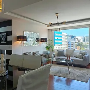 Apartamento Like A - Balcony - Parking - 6th Floor, Quito
